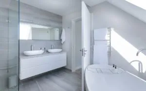 szafki łazienkowe białe